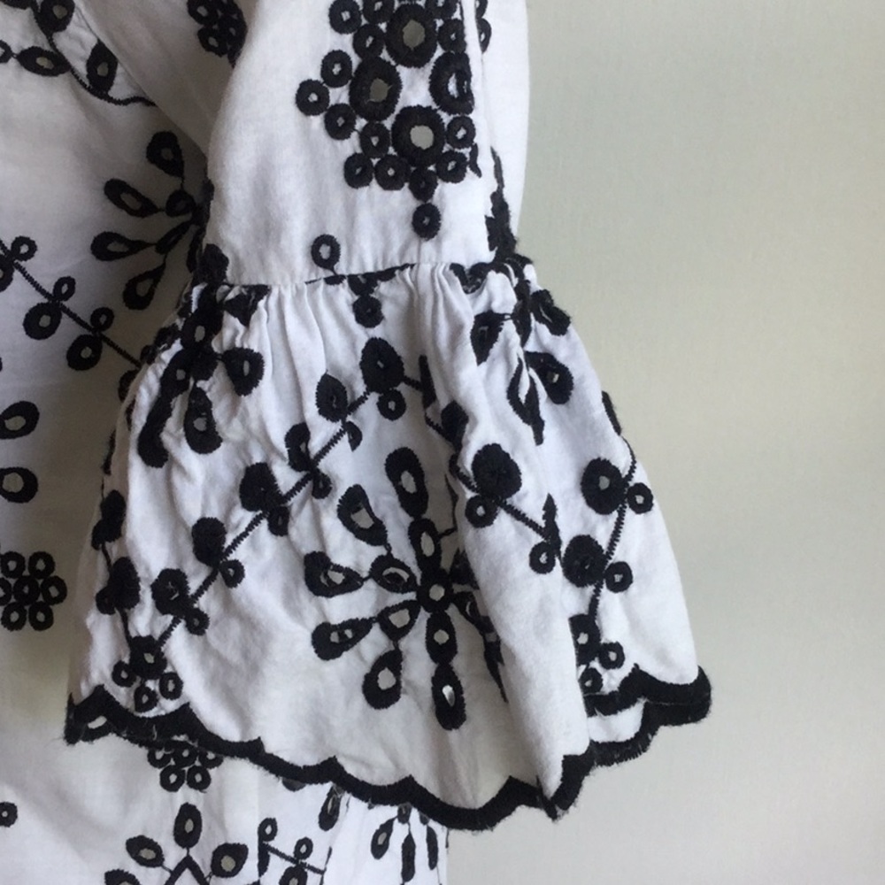 Eyelet top - Picture 4 of 6